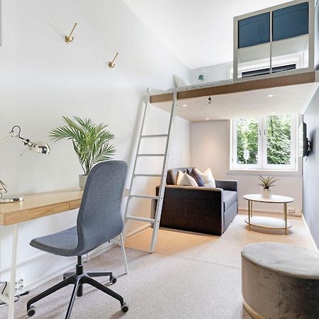 Central Room Rental In The City Centre オスロ エクステリア 写真
